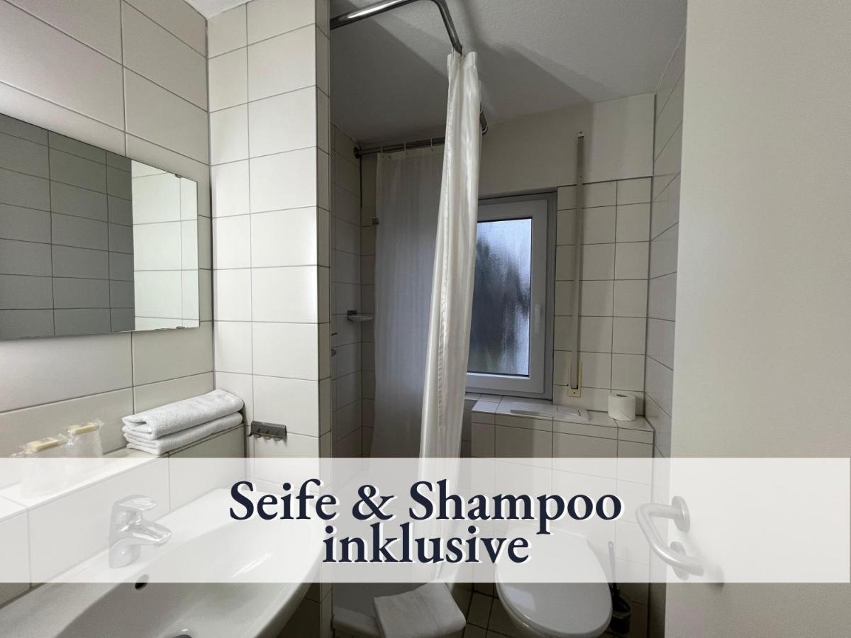 Grosse Moderne Ferienwohnung In Bester Bodenseelage L 1 Minute Zum Bodensee L 3 Zimmer L Vollausgestattete Kueche L Sonnenbalkon L Wlan L Willkommen Im Apartment Mettnau Радольфцелль-ам-Бодензе Екстер'єр фото